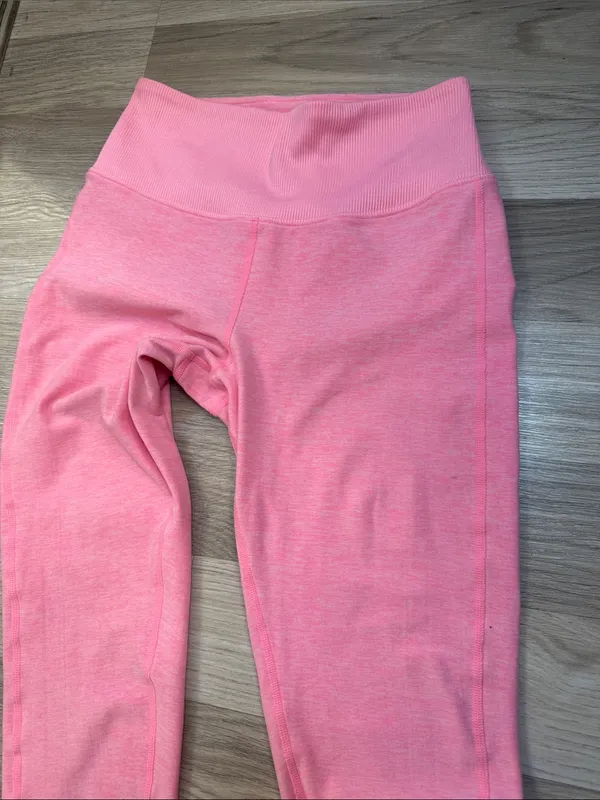 ALO Yoga Alosoft High-waist Lounge Pink Leggings size S - Image 10
