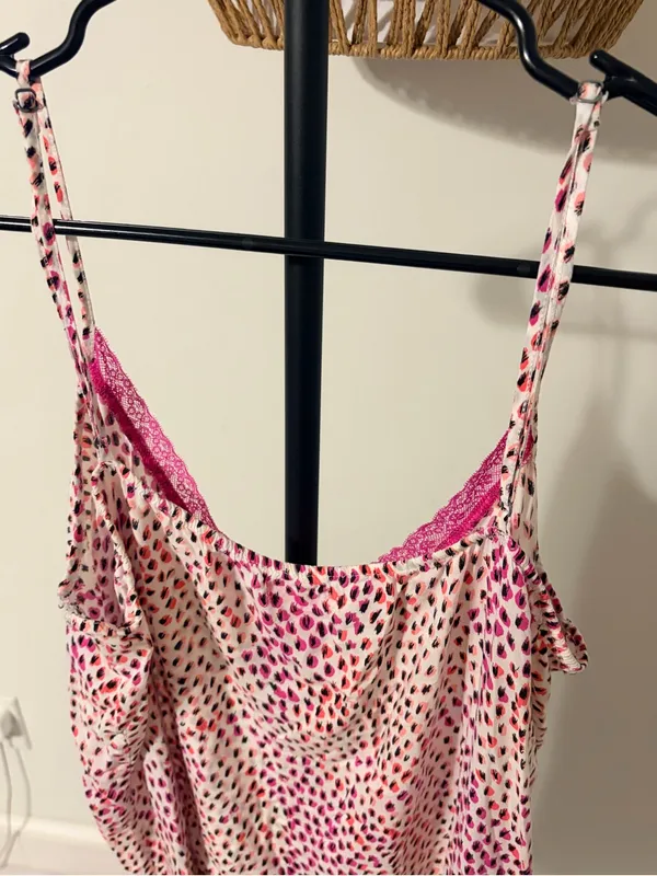 Women’s Pink Printed Cami Tank with Lace Trim - Image 6