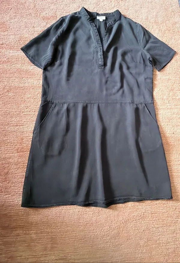 Everly Black Lyocell Popover Shift Dress Size Unmarked Short Sleeve Pockets - Image 2