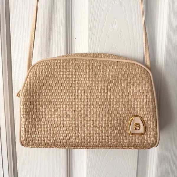 Etienne Aigner Vintage Woven Straw Leather Beige Crossbody Top Zip Bag - Image 2