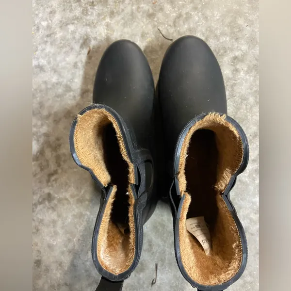 Sleek Black Chooka Women’s Ankle Rain Boots- Size 9 - Image 4