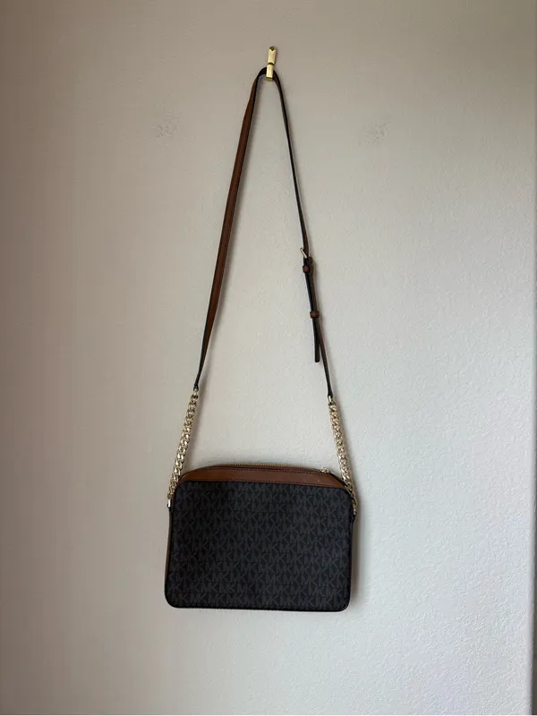 Michael Kors Jet Set Large Printed Logo Crossbody Bag - Image 2