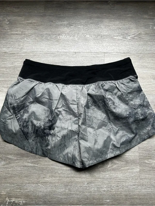 Nike Women's Trail Repel Black & Gray 3 inch Brief Lined Running Shorts XL NWT - Image 5