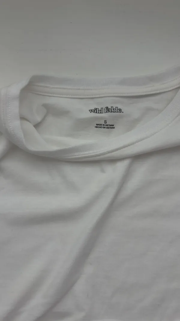 Target plain white top - Image 3