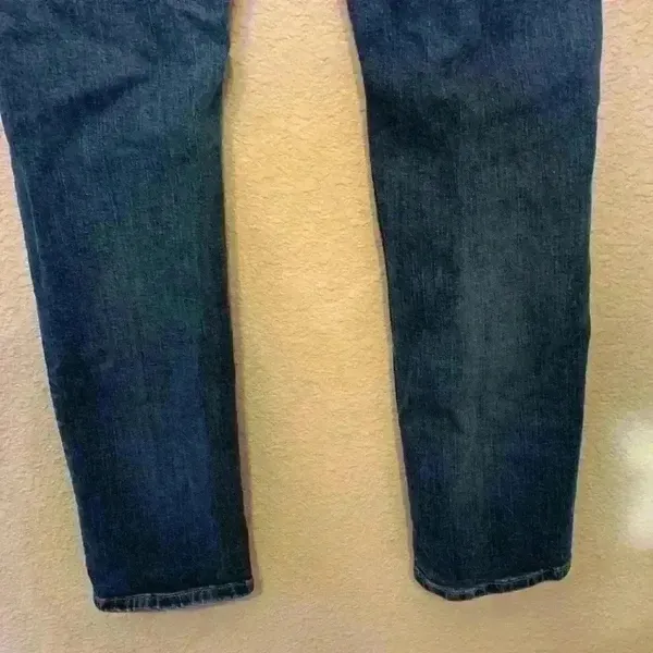 Tommy Hilfiger Rome regular fit jean sz 30/30 slim fall winter dark wash comfy - Image 8