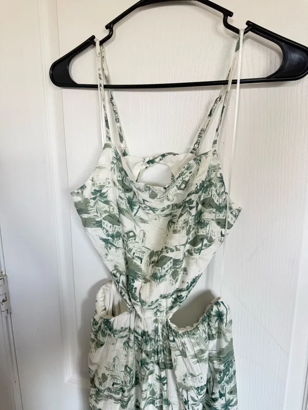 Abercrombie & Fitch Cutout Maxi Green Dress - Image 3