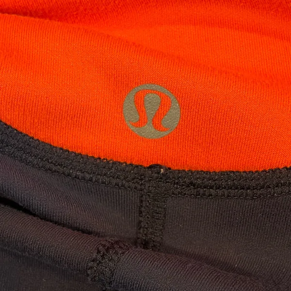 Lululemon Athletica Black and Red Jacket - Image 3