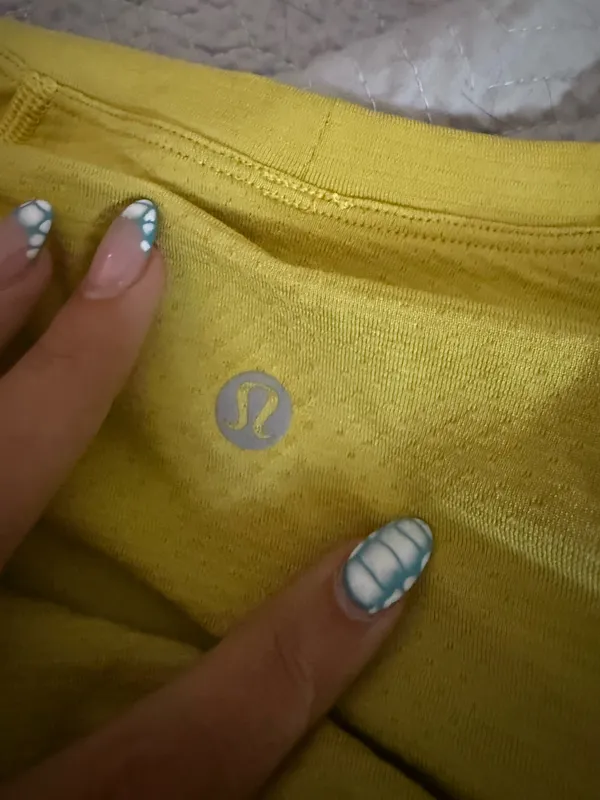 Lululemon Swiftly Tech Long Sleeve - Image 3