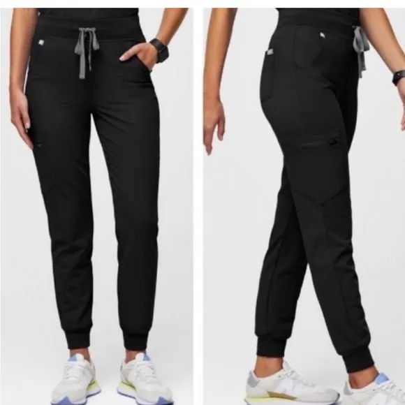FIGS Zomora black fig scrub pants size XS doctors nurse scrub pants work wear women’s - Image 2
