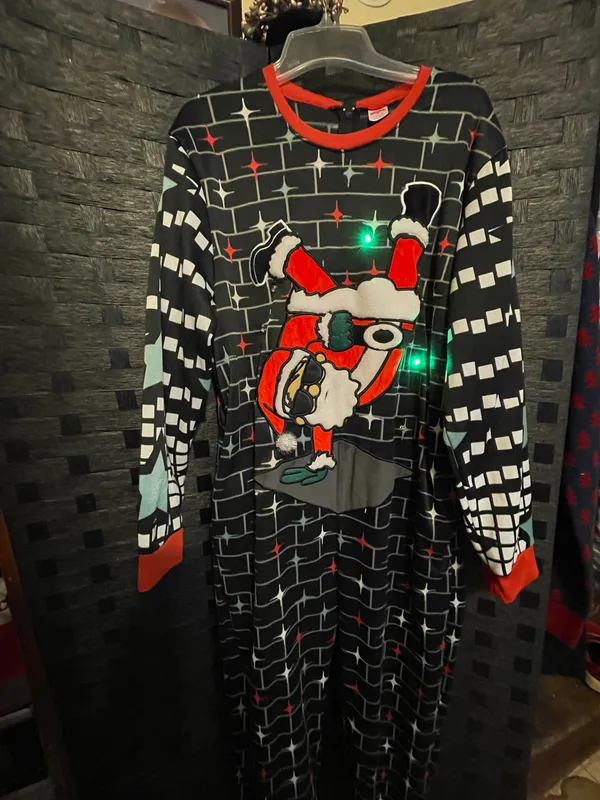 Holiday Time Santa Claus unisex bodysuit Christmas Onesie sz Lg RARE works! - Image 8