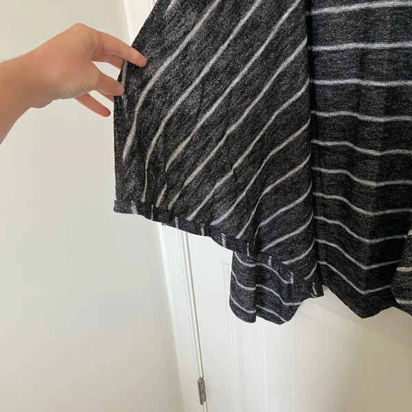 EUC | American‎ Eagle Outfitters women’s long soft knit cardigan — small - Image 6