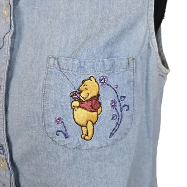 Vtg 90s Disney Store Winnie the Pooh Embroidered Chambray Shirt Button Up Sz M - Image 3