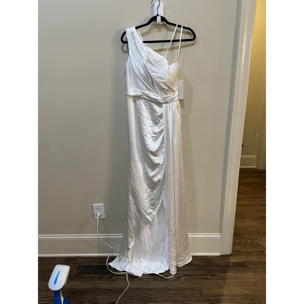 Mac Diggal White One Shoulder‎ Cutout Charmeuse Gown Satin Size 8 - Image 4