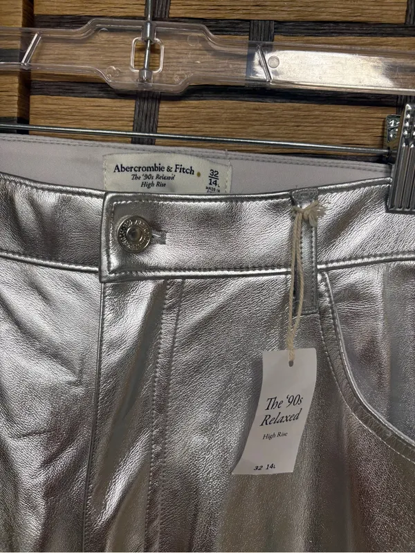 Abercrombie & fitch silver metallic the 90’s relaxed high rise pants size 14/32L - Image 5