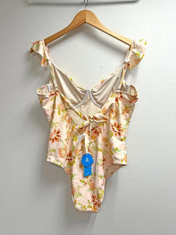 *NEW* Cupshe Floral Frenzy Tummy Control One-Piece Swimsuit - Image 6