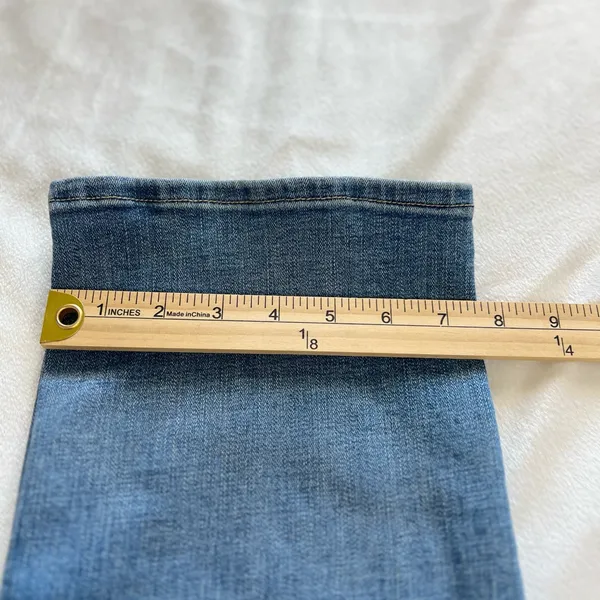 Levi's Women's Straight Leg Jeans‎ in Blue Size 10 - Image 8