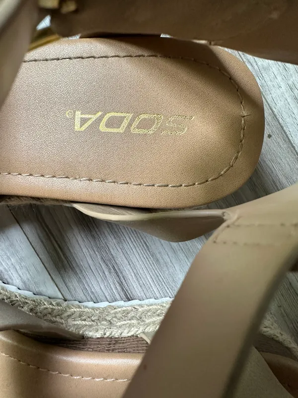 Soda platform shoes - Image 4