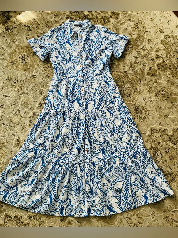 Zara Blue and White Paisley Button-Up Midi Dress 💙 - Image 10