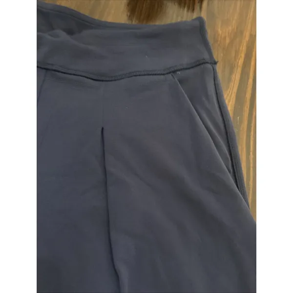 Lululemon Align Wide Leg Crop Women's Size 6 Stretch Crop Pants - Image 2