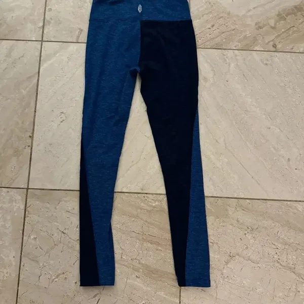 Free People movement XS blue and black leggings - Image 2