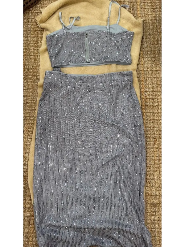 NWOT Size L Zip Back Crop Sequins Top Wrap Knot Side Skirt - Image 3