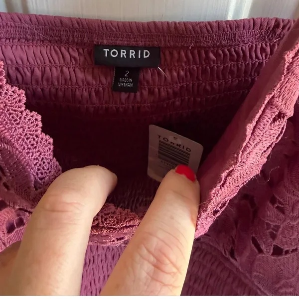 NEW Torrid Women's 2X Mauve Floral Laace Smocked Cami Crop Top - Image 4
