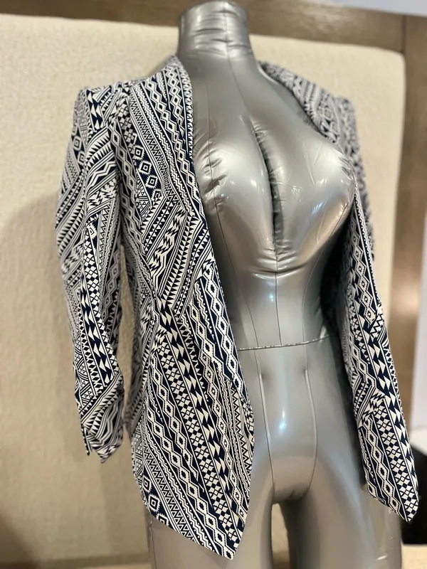 Blazer - Image 3