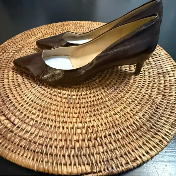 Vaneli‎ Dark Brown Leather Heels Size 7 - Image 4
