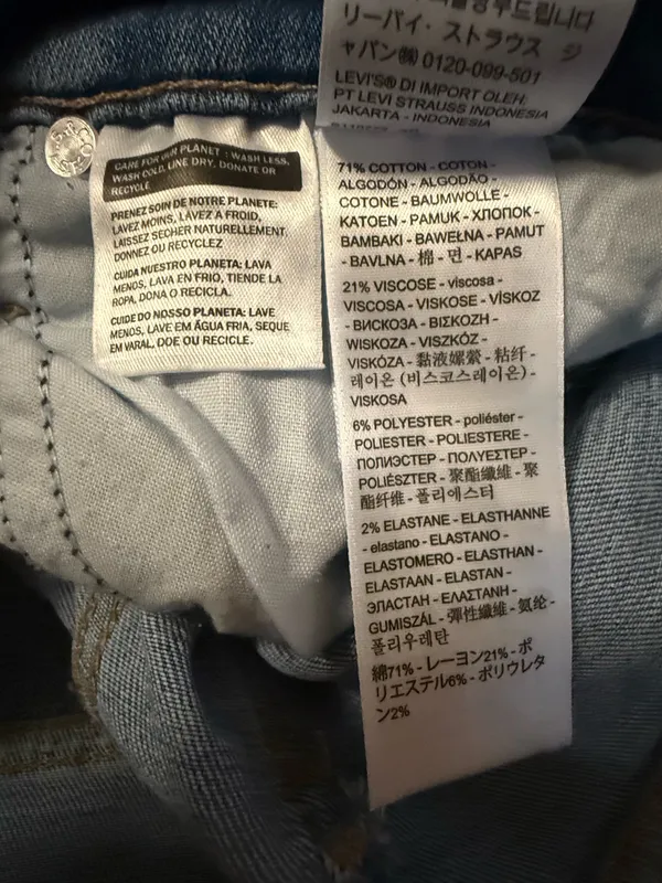 Levi's 725 high rise Women's bootcut Jeans size 29 - Image 12