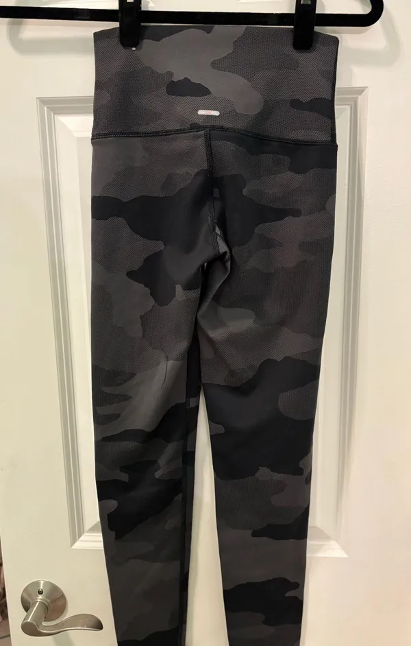 Aerie Camo Leggings - Image 2