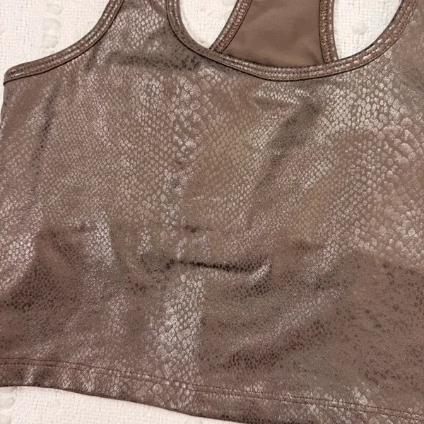 Beyond Yoga Womens Metallic Snakeskin Racerback‎ Crop Top Shelf Bra Bronze Small - Image 3