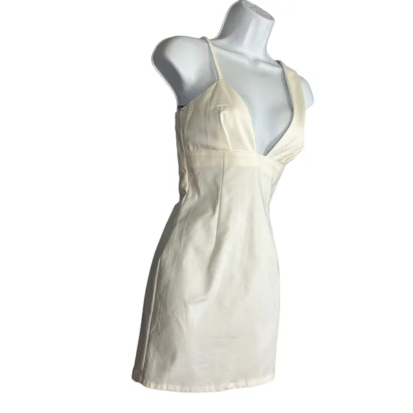 Superdown White Bodycon Slip Dress SMALL Plunging Asymmetrical Club Revolve NEW - Image 6