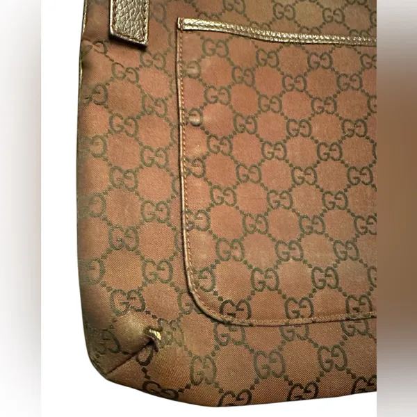 Gucci GG Nylon Crossbody Messenger Bag- Chocolate Brown - Image 4