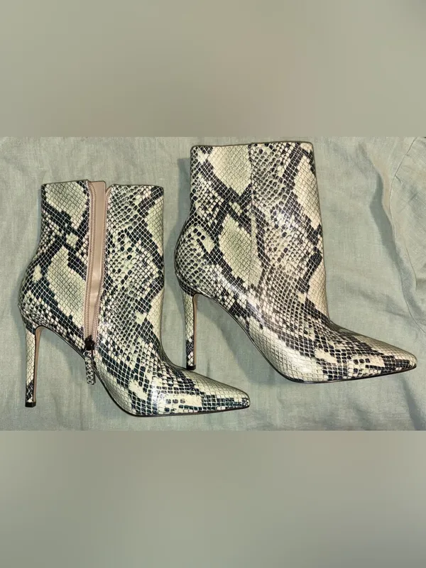Nine West Snake Print Leather Ankle Boots Size 9M Pointed Toe Stiletto Heel - Image 7