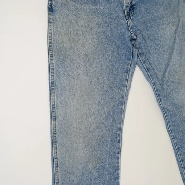 Vintage 90s Wrangler Light Blue Stonewashed Jeans - Image 10