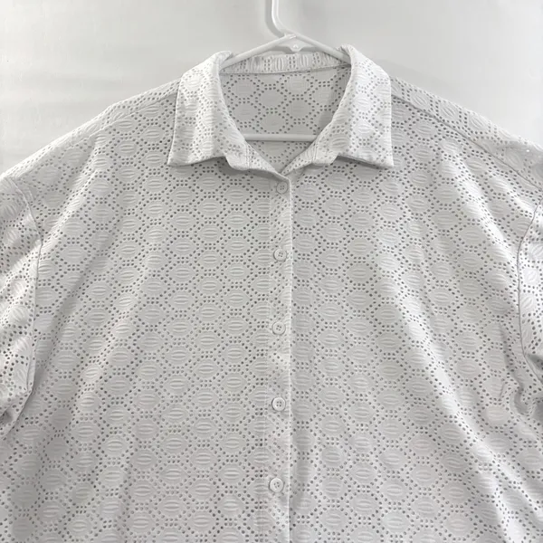 White Eyelet Lace 2 Piece Button Down Shirt & Shorts 1XL Swim Cover‎ Up Set - Image 3