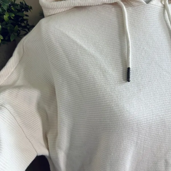 Natural Reflections Cream Ribbed Pullover Smocked Tie Hem Hooded Sweatshirt - Image 5