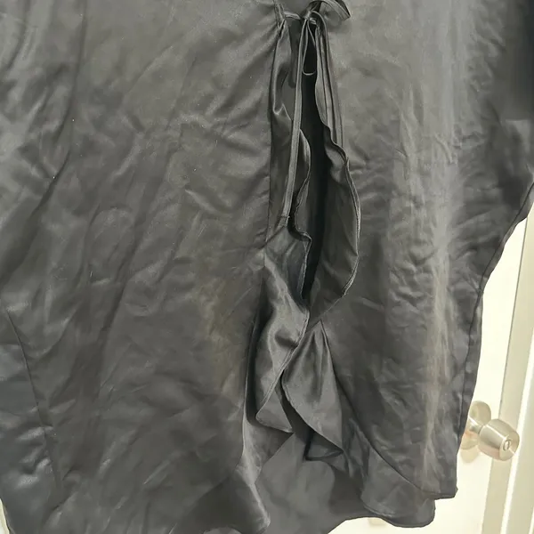 Victoria's‎ Secret | NWT Black Satin Ruffle Tie Short Sleeve Kimono Robe, OS - Image 3