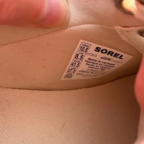 Sorel 10.5 Ona Ave Low Court Sneaker Platform Leather Sporty Chalk Gum Sole Shoe - Image 9