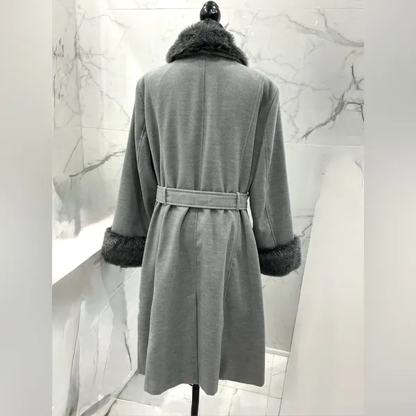 Lane Bryant Elegant PLUS SIZE coat 🌷 - Image 3
