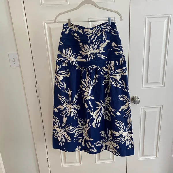 Zara Blue and White Floral A-Line Skirt | Navy & White Floral Midi Skirt 💙 - Image 3