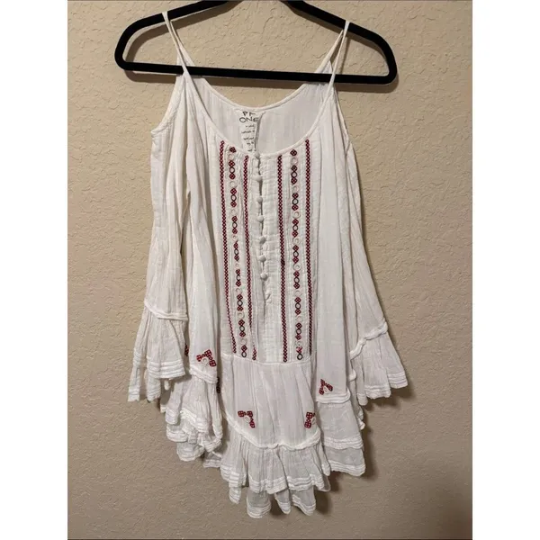 Free People White Cotton Asymmetrical Dress with Red Embroidery - Image 2