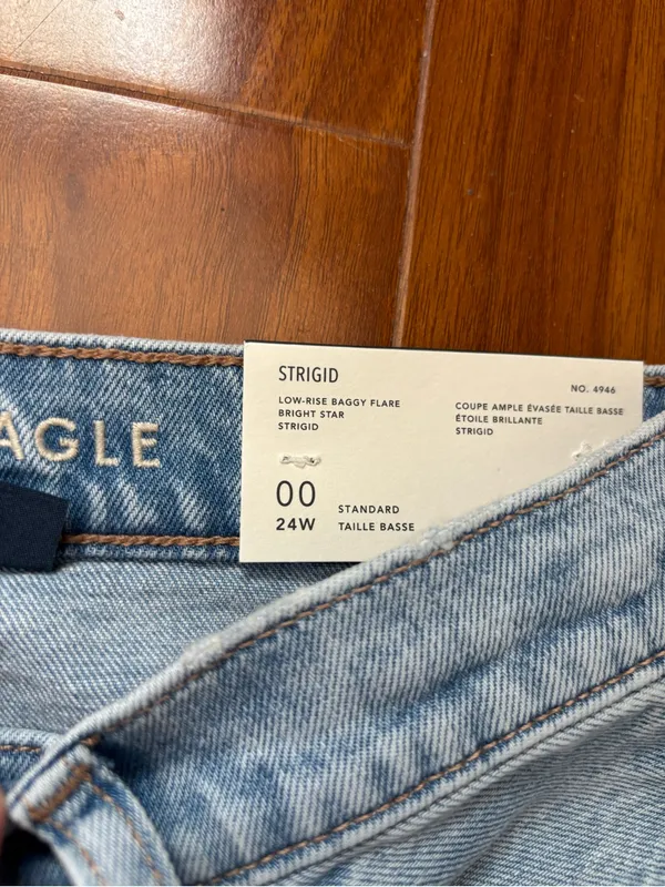 American Eagle Low Rise Baggy Flare Two Tone Strigid Jeans - Image 2
