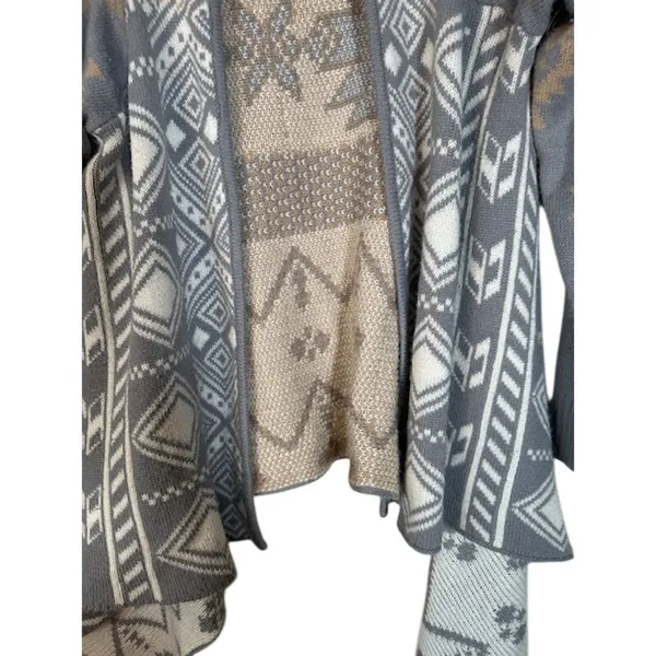Charlotte Russe Gray Multi Waterfall Open Front Cardigan Women Sz M - Image 7