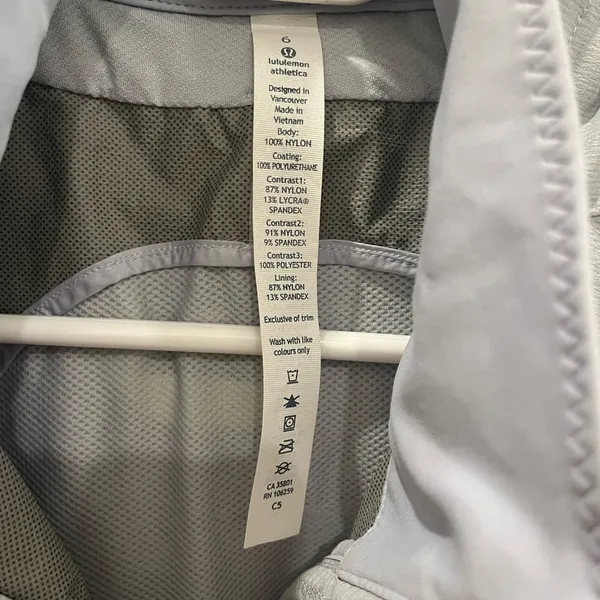 Lululemon Athletica Gray Lightweight Jacket - Image 2