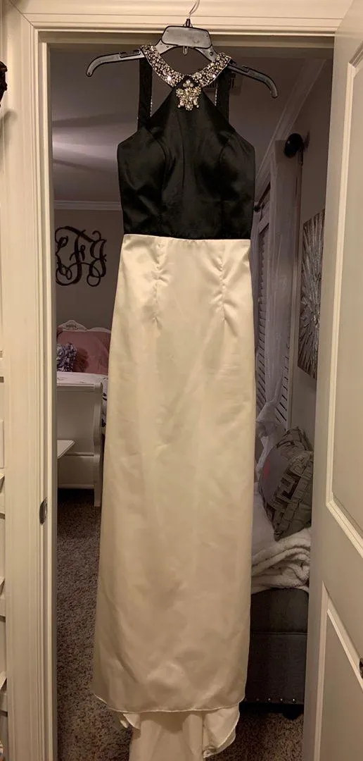 Black And White Dress NWT - Image 10