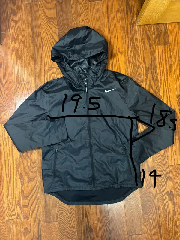 Women’s Nike running black lightweight jacket  - Image 11