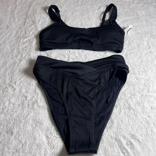 Cupshe Black Ribbed High Waisted‎ Bikini Set Keyhole Top Crossover Bottom Medium - Image 2