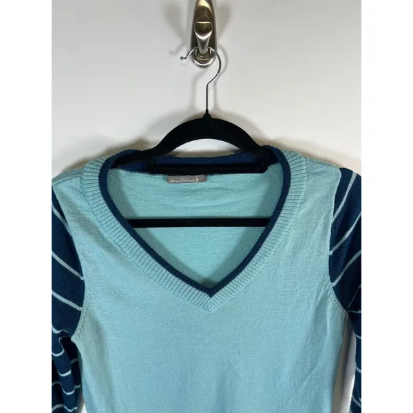 Smartwool Womens Merino Wool V-Neck Striped Sleeve Sweater Light Blue Navy‎ - Image 2