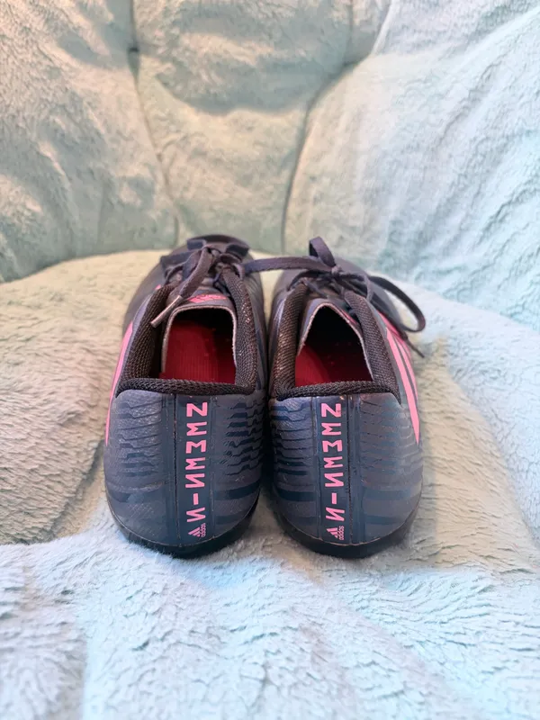 Adidas Women’s Soccer Cleats - Image 5